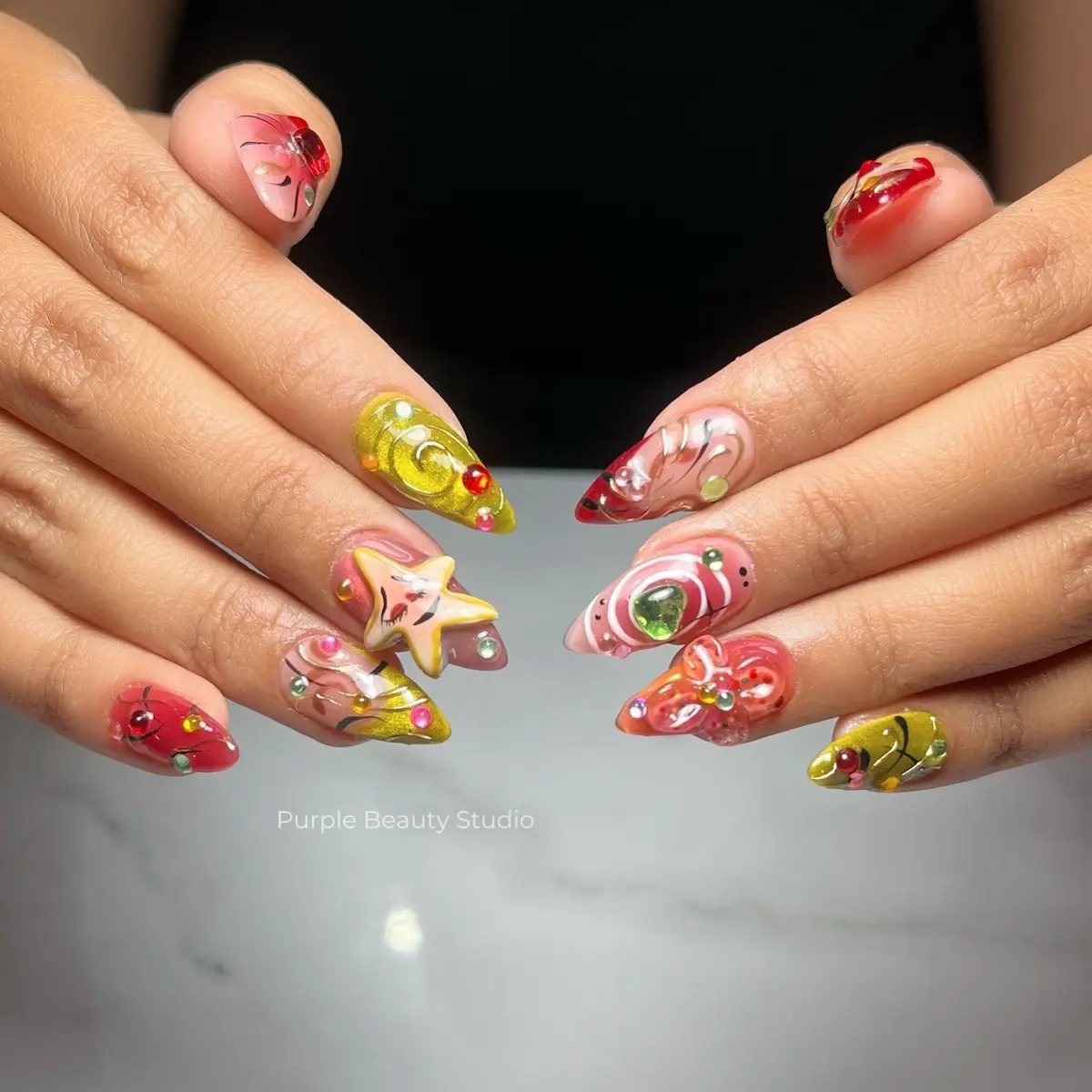 Nail Art Purple Beauté
